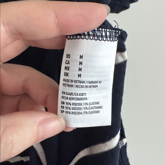 American Eagle Outfitters Striped Tee Size M - Picture 5 of 6